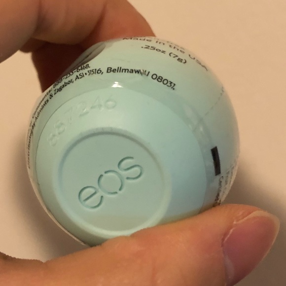 Eos lipbalm - Picture 3 of 3